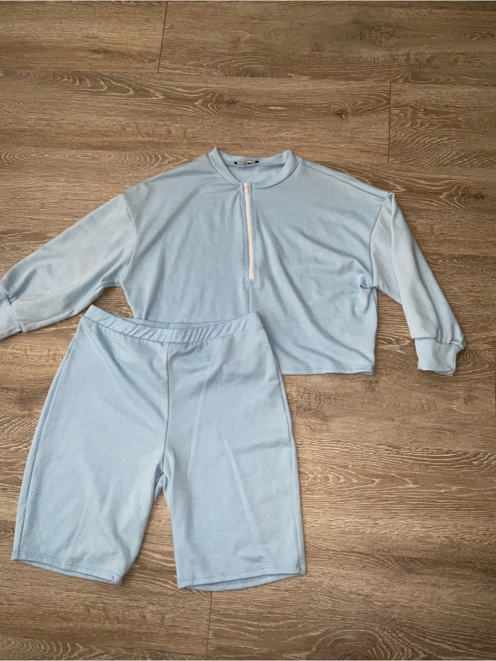Fashion Nova 2-Piece Lounge Set - Light Blue Shorts & Cropped Pullover